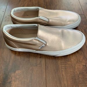 Size 11 gold Vans